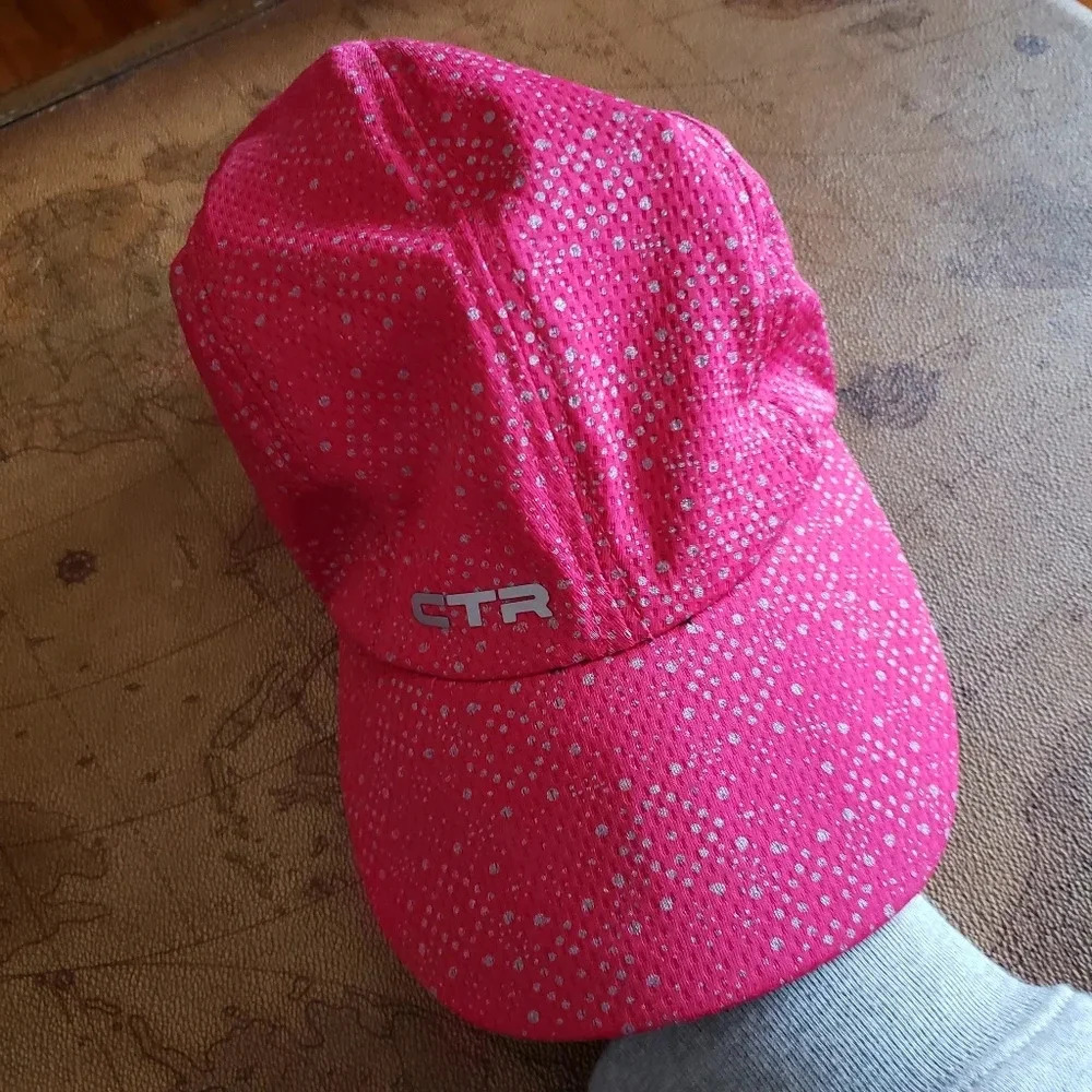 *CTR running hat, NWOT pink with silver reflecting dots, o/s